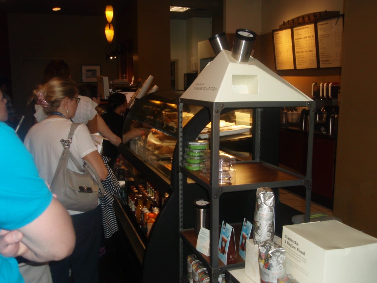 OLYMPUS DIGITAL CAMERA