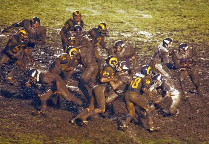 bad_weather_at_nfl_games_07